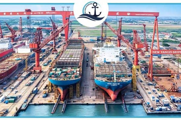 Alpha Bulkers signs for 11 containerships in China